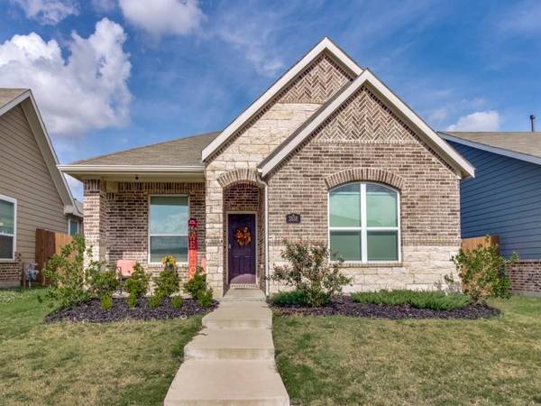 2838 Journey Lane, Heartland, TX 75126