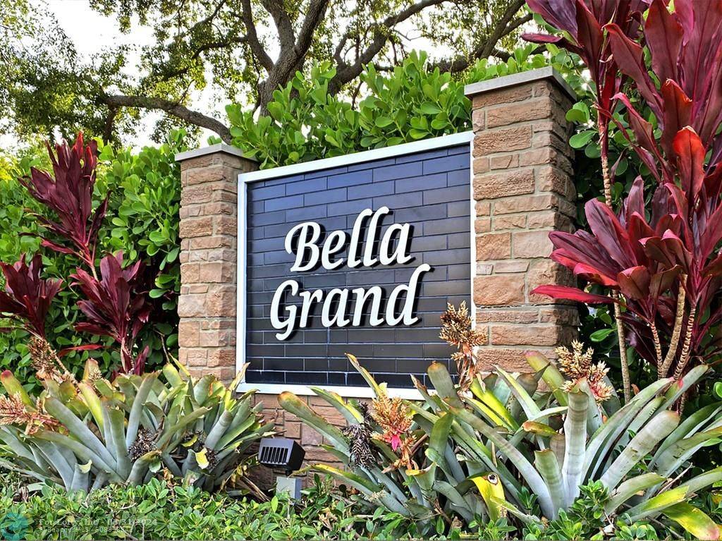 749 NW 103rd Ter  #102,  Pembroke Pines,  FL 33026