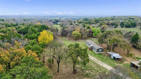 244 Hogan Lane, Whitesboro, TX 76273