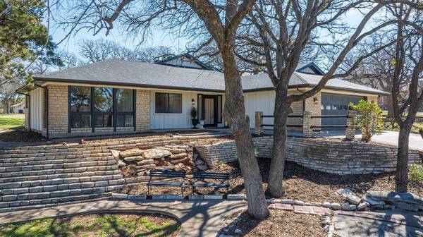 4126 Fairway Drive, Granbury, TX 76049