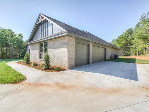 Tuttle, OK 73089,1685 Timber Trails Drive