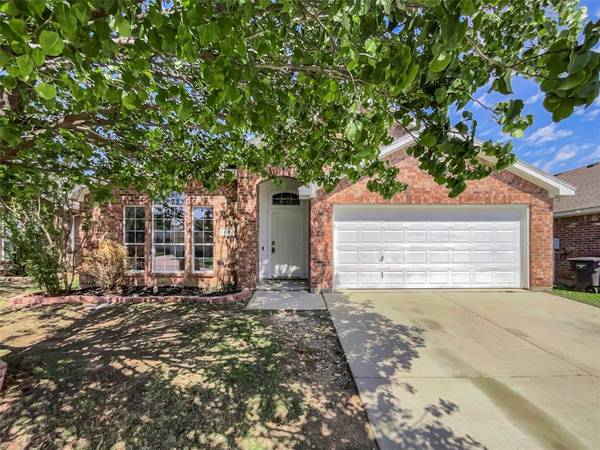 4140 Summersweet Lane, Fort Worth, TX 76036