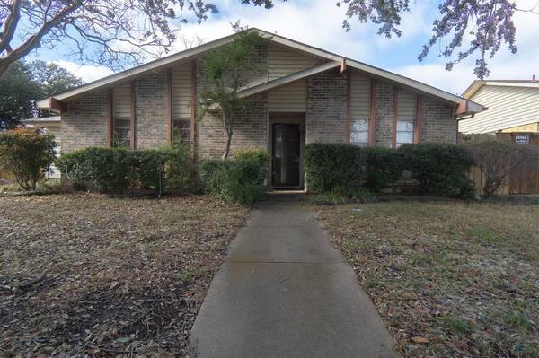 405 Glengarry Drive, Garland, TX 75043