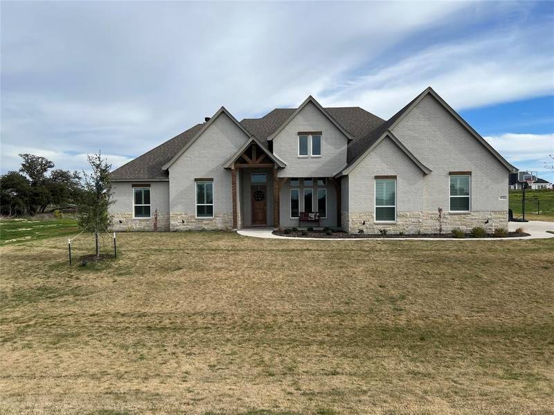 472 Red Bird Drive, Springtown, TX 76082