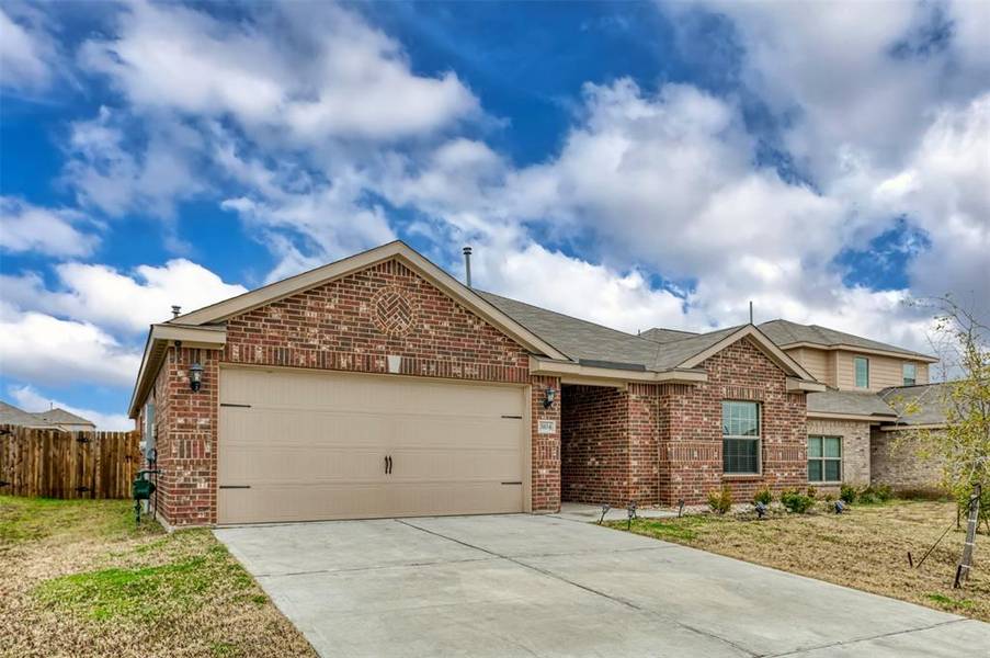 3104 Holstein Drive, Forney, TX 75126