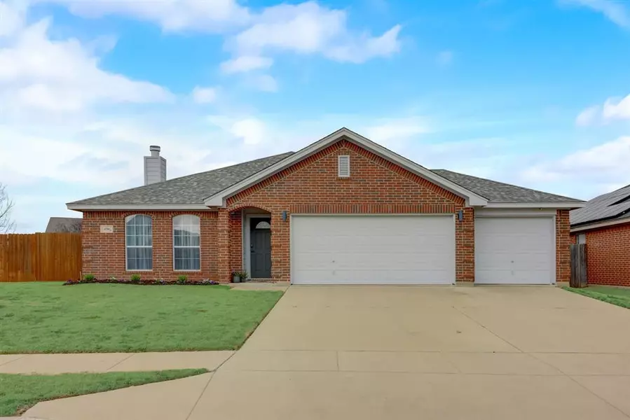 4280 Sweet Clover Lane, Fort Worth, TX 76036