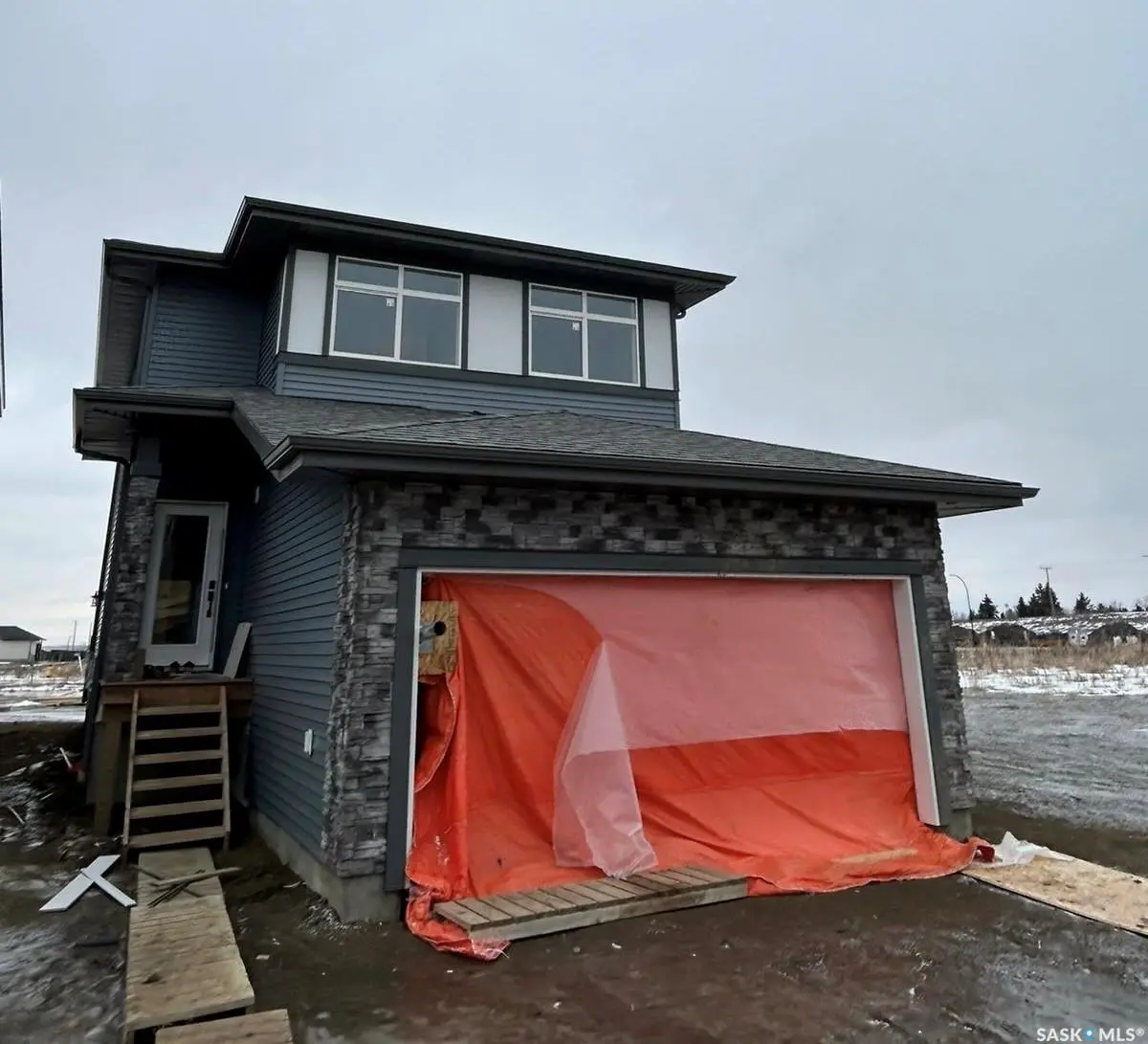 215 Pepper COURT, Saskatoon, SK S7V 1S6