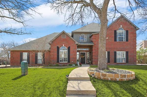 1136 Bent Oaks Drive,  Denton,  TX 76210