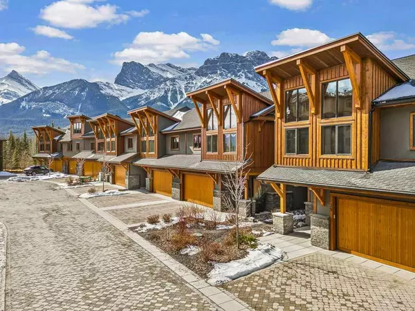 Canmore, AB T1W 0J4,39 creekside Mews