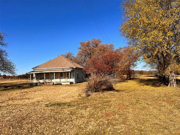 871 Cedar Mills Road, Gordonville, TX 76245