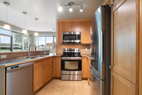 Calgary, AB T2R 1S2,836 15 AVE SW #503