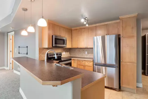 Calgary, AB T2R 1S2,836 15 AVE SW #503