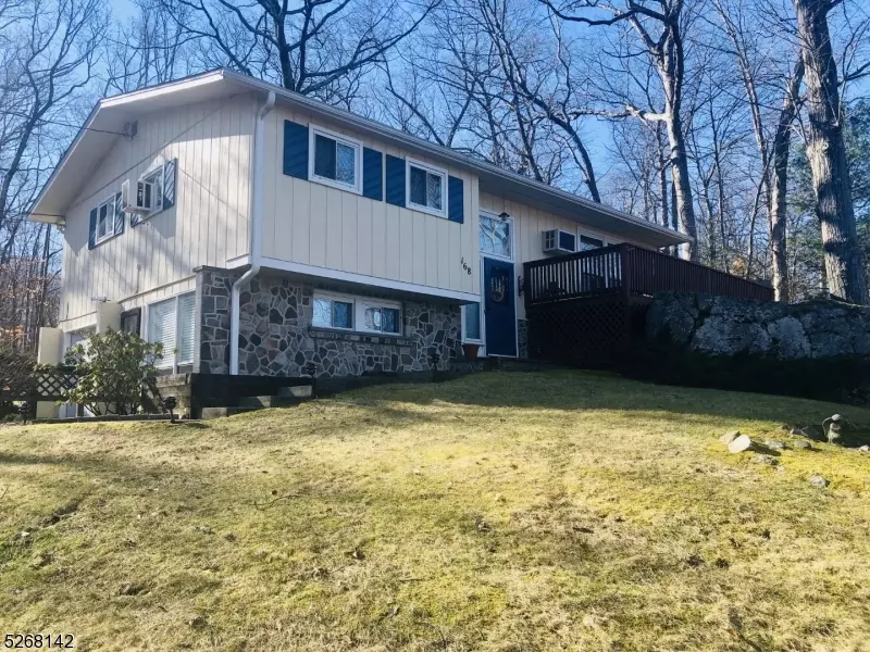 168 Lake Dr, Byram Twp., NJ 07874