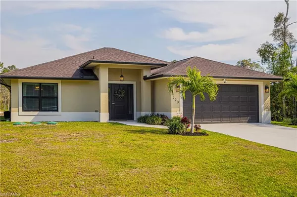 723 Kalamar DR, Lehigh Acres, FL 33974