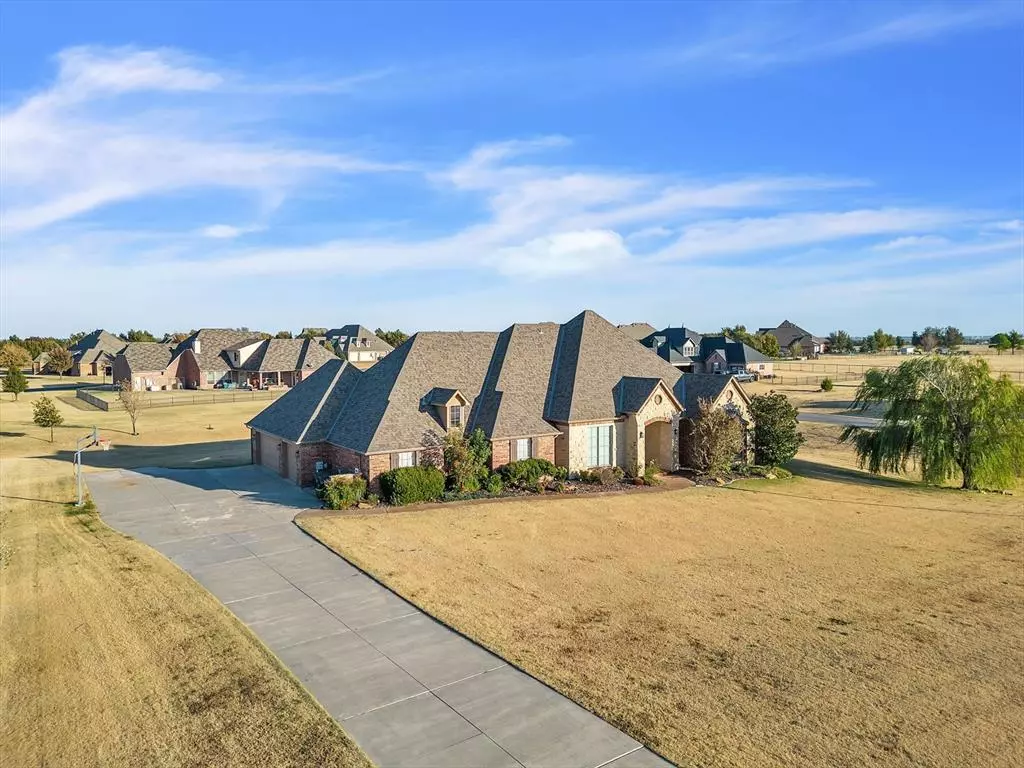 Edmond, OK 73025,22402 Emily Way