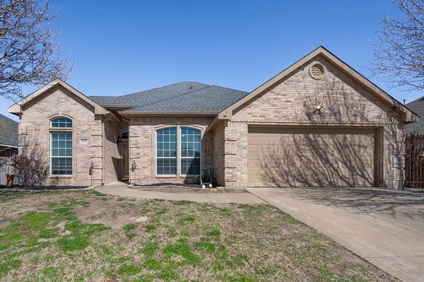 3033 Wren Lane, Midlothian, TX 76065