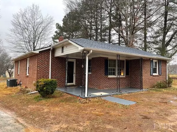 1221 Perth RD, Halifax, VA 24577