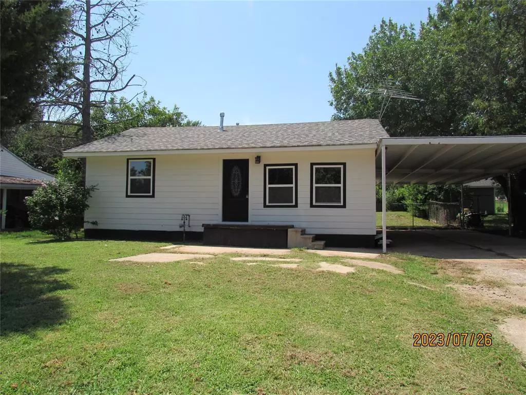 Pauls Valley, OK 73075,1507 S East Avenue