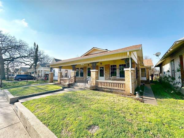 1415 Clinton Avenue, Fort Worth, TX 76164