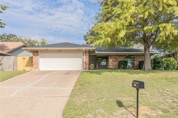 7525 Janetta Drive, North Richland Hills, TX 76180