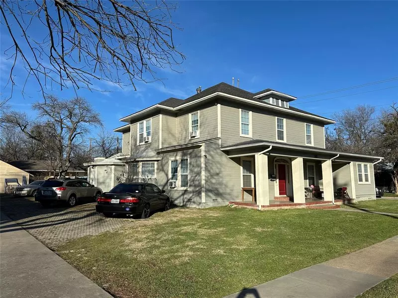 521 Texas Street, Denton, TX 76209