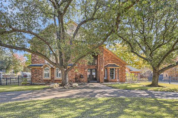 3411 Cliffwood Drive, Colleyville, TX 76034