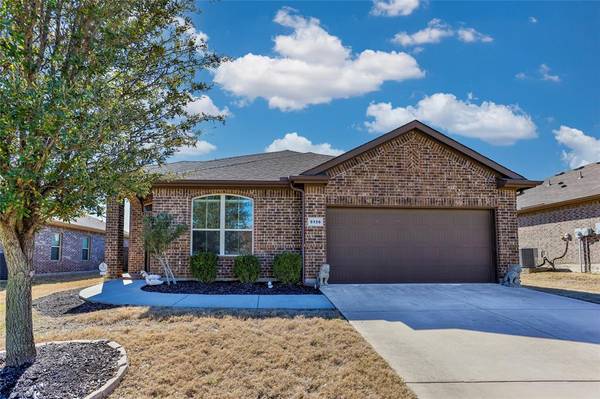 5136 Mountain View Drive, Krum, TX 76249