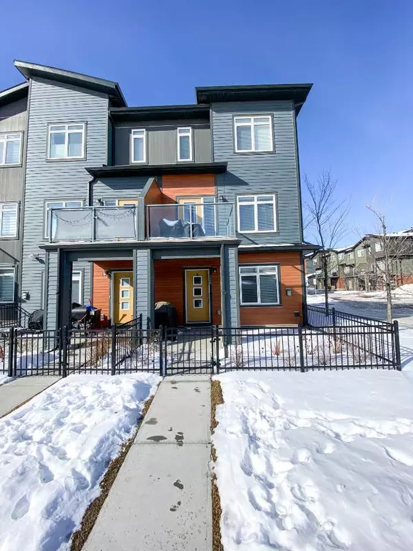 Calgary, AB T3R 1T5,225 Sage Bluff DR NW