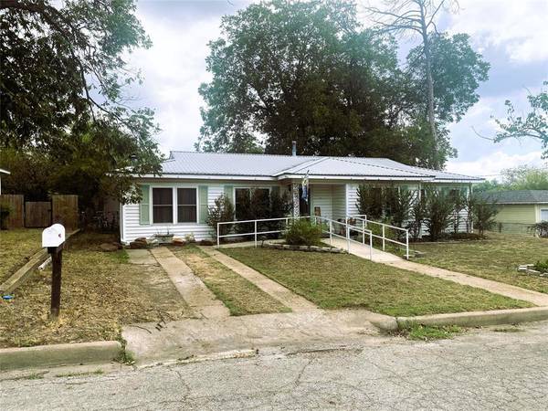 Weatherford, TX 76086,1412 Oliver Street