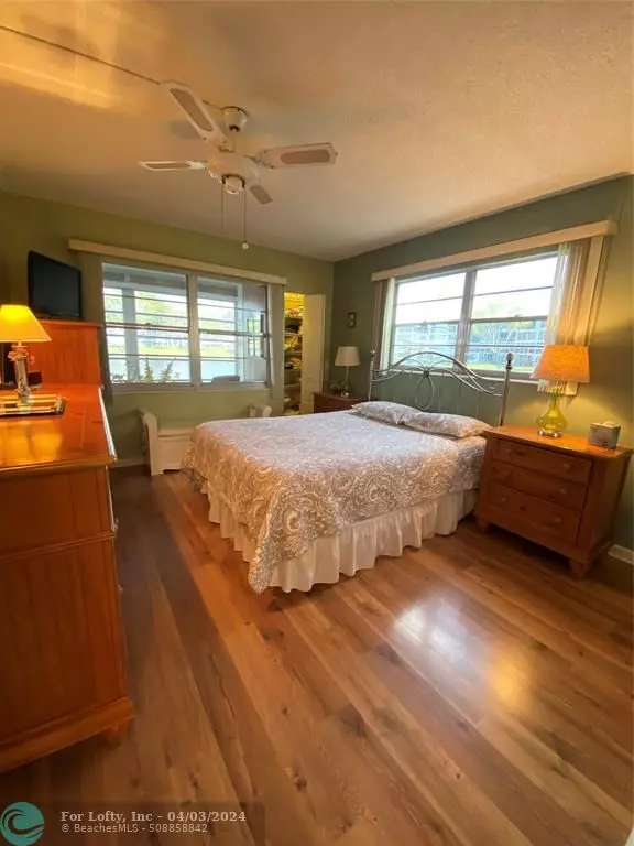 Deerfield Beach, FL 33442,1101 Cambridge E  #1101