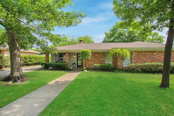 904 Sun Valley Drive, Denton, TX 76209