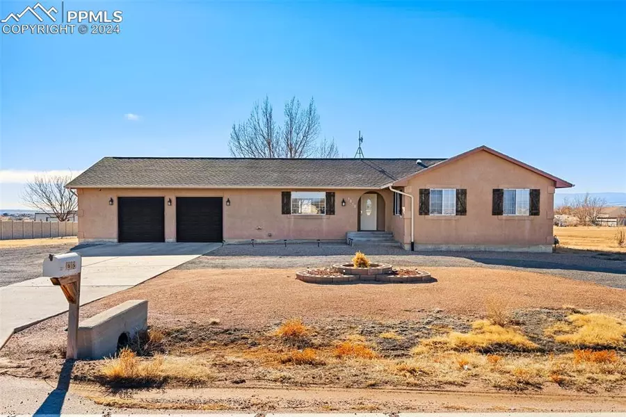 1212 W Oro Grande DR, Pueblo West, CO 81007