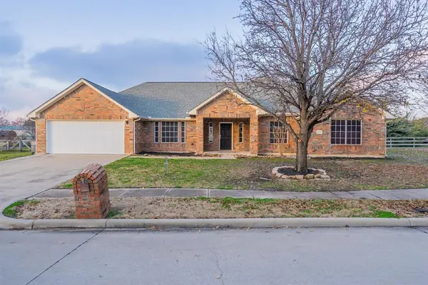 820 Oakbrook Drive,  Wylie,  TX 75098