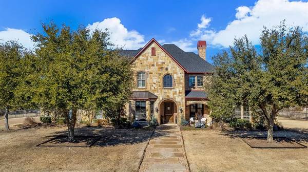 136 Old Vineyard Lane, Heath, TX 75032