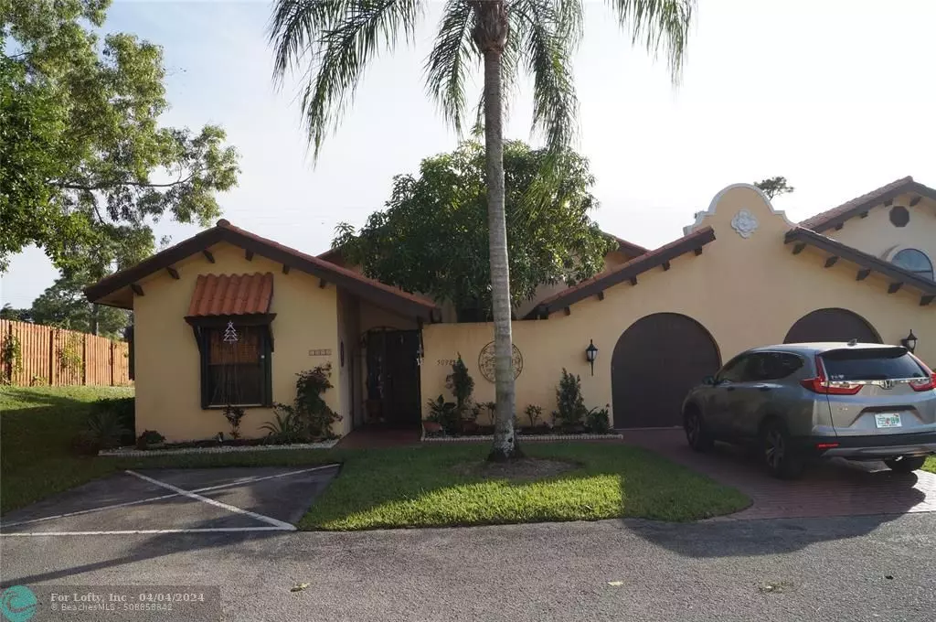 Delray Beach, FL 33484,5098 Cortez Ct