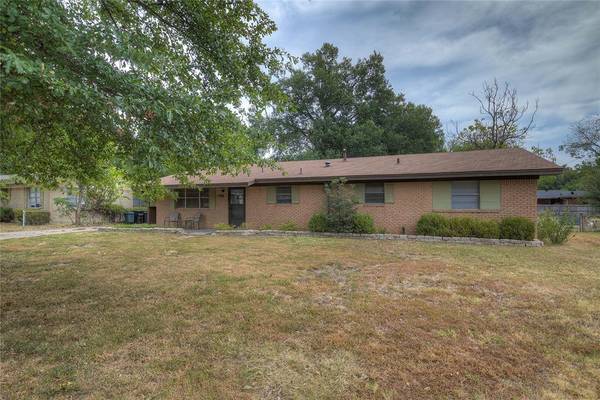 1406 Holiday Drive,  Sulphur Springs,  TX 75482