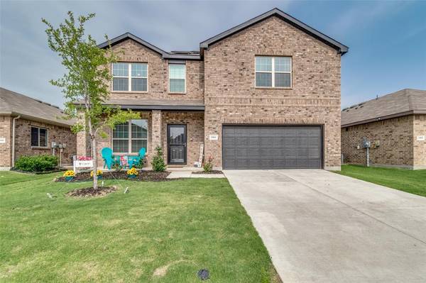 1004 Waverly Drive, Van Alstyne, TX 75495