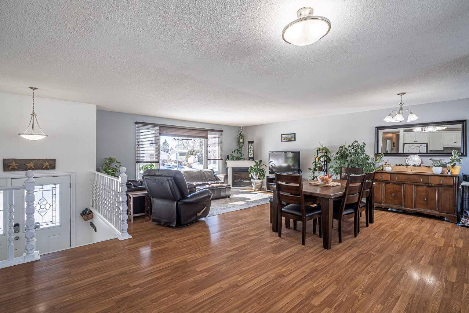 Lloydminster, AB T9V 1J9,5512 39 ST