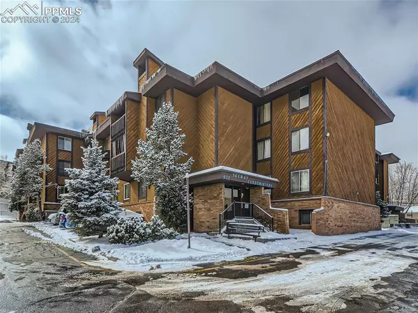 935 Saturn DR #102, Colorado Springs, CO 80905