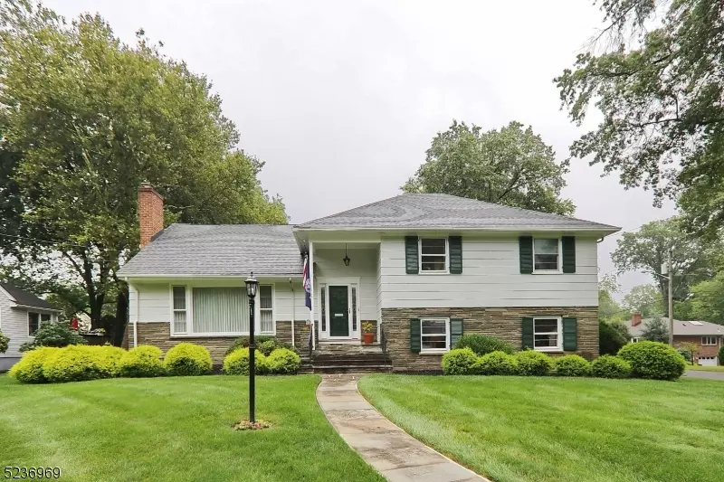 2234 Woodland Ter, Scotch Plains Twp., NJ 07076