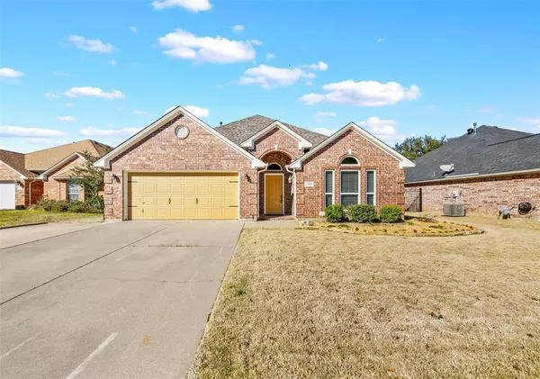 Burleson, TX 76028,763 Little Ridge Court