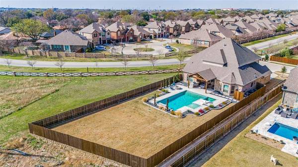 6000 Wessex Street,  North Richland Hills,  TX 76180