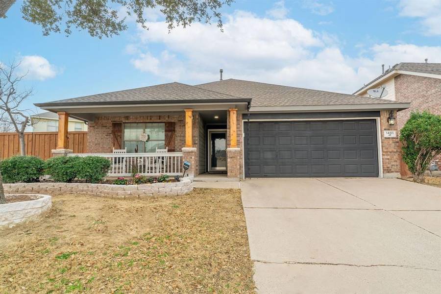 1401 Kingfisher Drive, Fort Worth, TX 76131