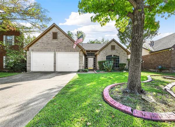 4740 Bracken Drive, Fort Worth, TX 76137