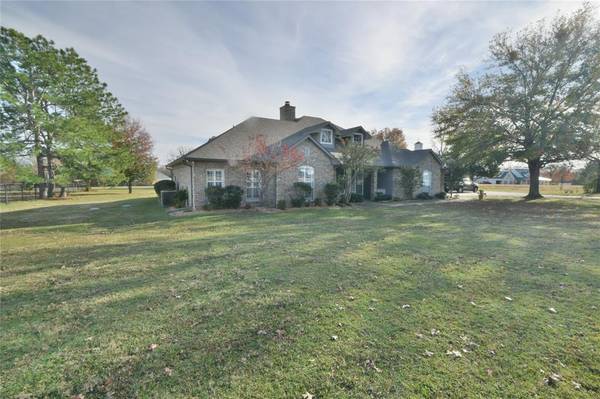 119 Pvt Road 7006, Edgewood, TX 75117