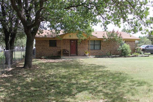 403 W Lucy Bertram Street, Gustine, TX 76455