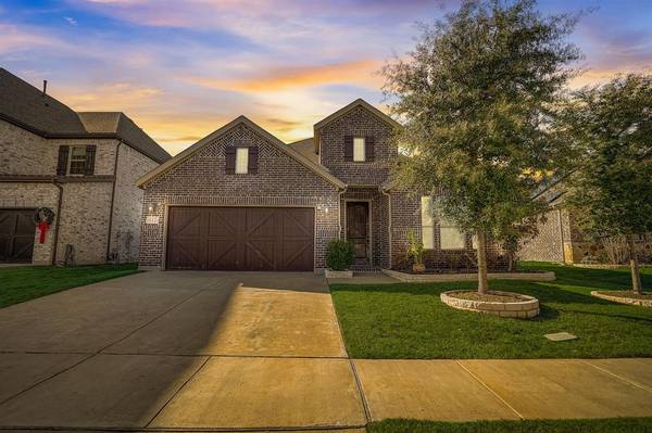 612 Race Drive, Heath, TX 75126