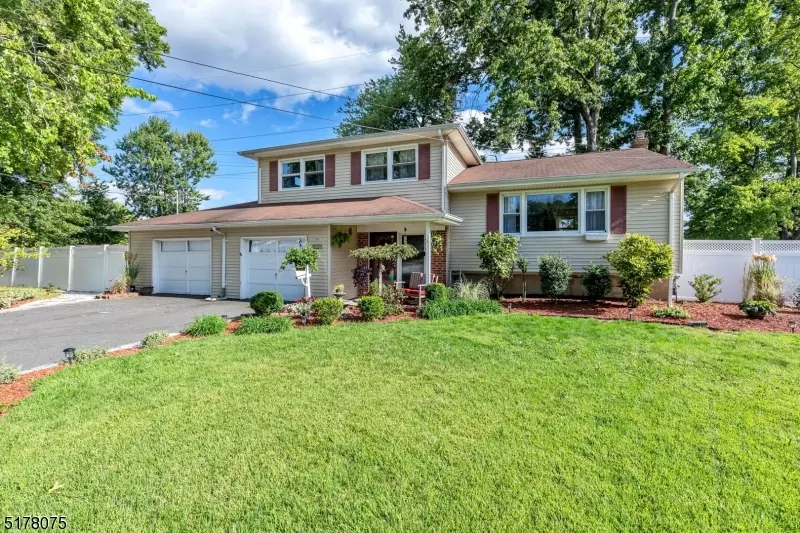 Cranford Twp., NJ 07016,4 Braemar Cir