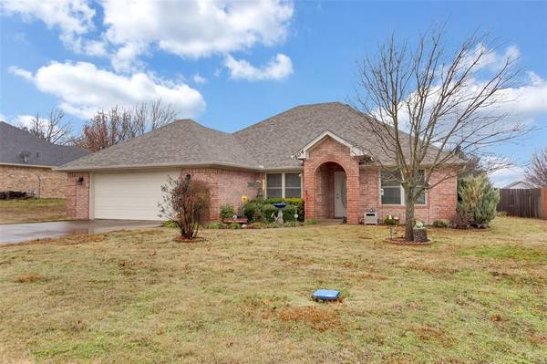 404 Blackmon Trail,  Bells,  TX 75414