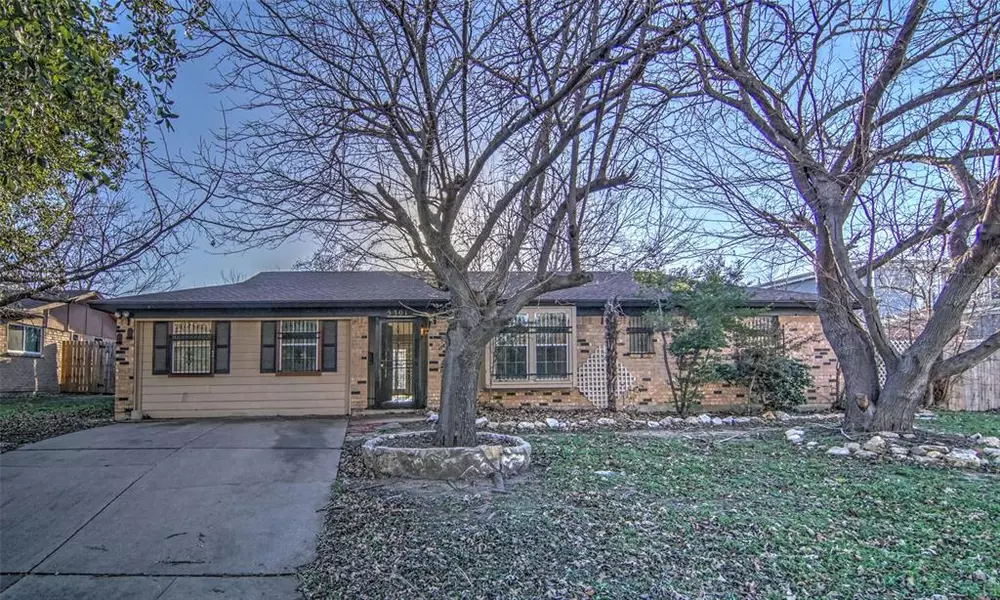 5301 Wendel Drive, Fort Worth, TX 76133